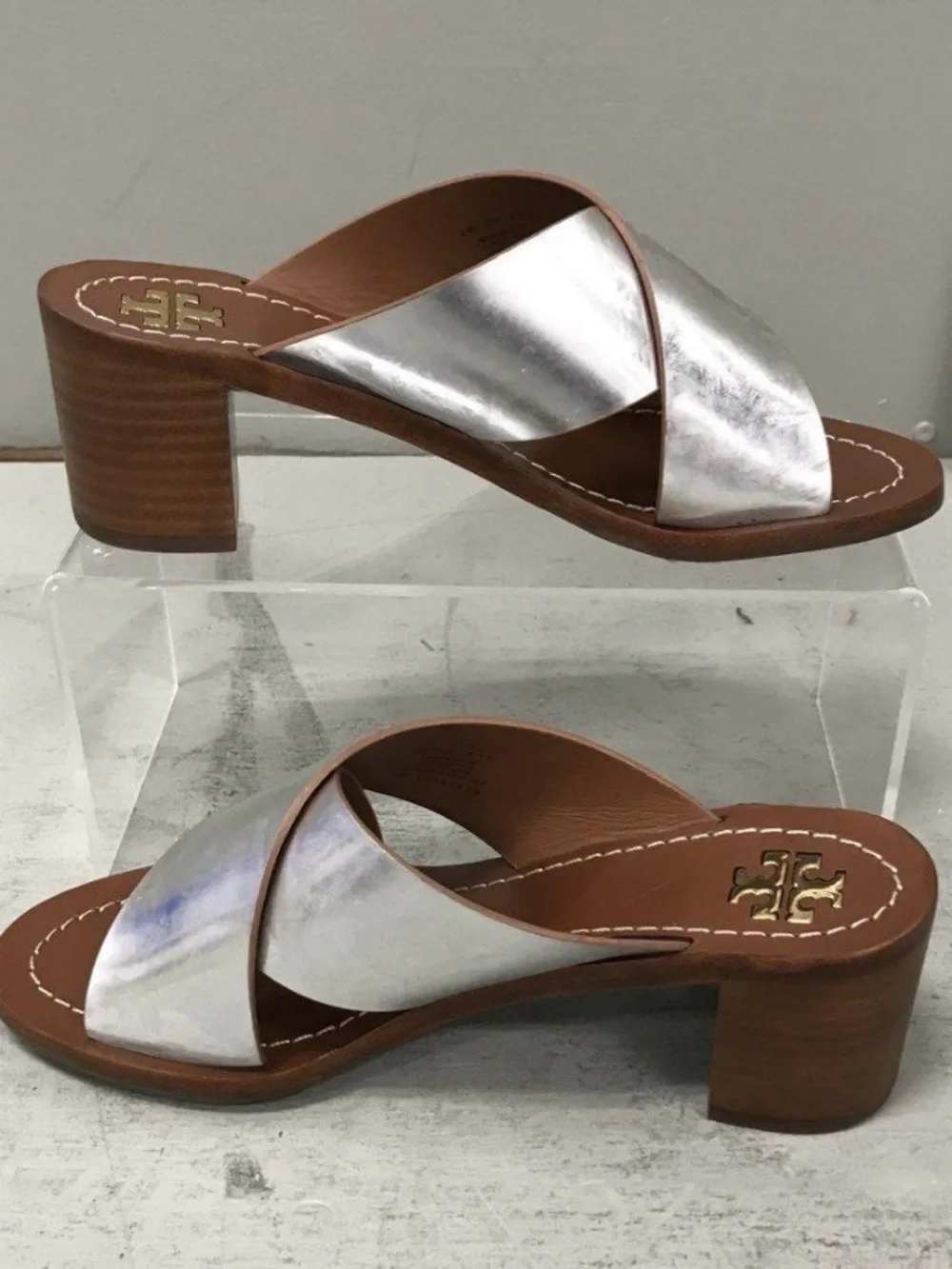 Tory Burch Montrose Silver Metallic Leather Block Heel Slide Sandals Size 6M NWT